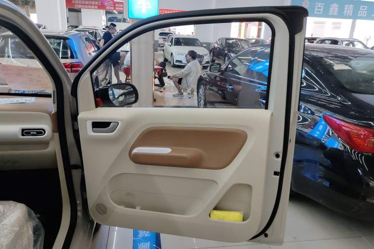 Used Wuling Hongguang MINIEV 2024 3rd Generation 215km Youth Edition