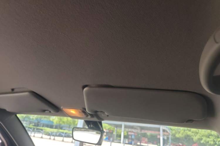 Used Wuling Hongguang MINIEV 2021 Macaron Premium Model – Lithium Iron Phosphate
