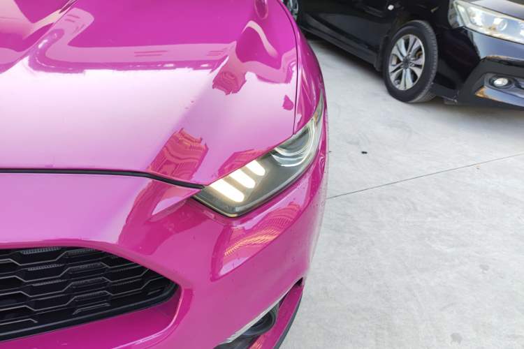 Used Ford Mustang 2015 2.3T Automatic U.S.-Spec Version
