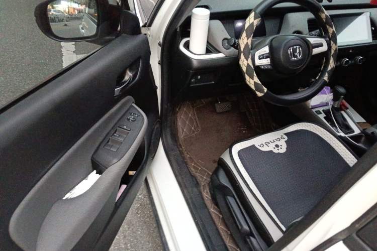 Used Honda LIFE 2021 1.5L CVT CRO-S Fun Edition Driver Seat