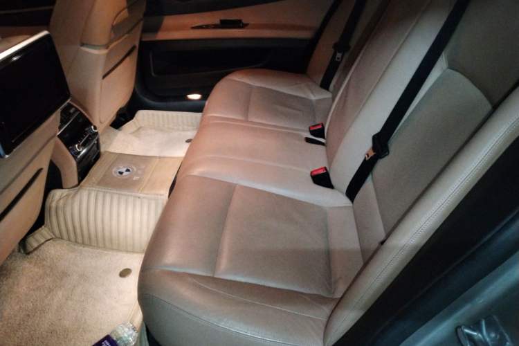 Used BMW 7 Series 2013 740Li Leading Model
