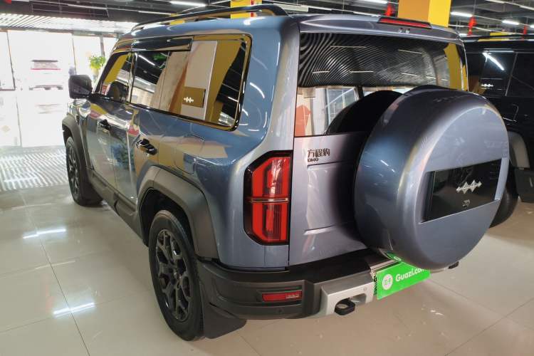 Used Formula Leopard 5 2023 Cloud Ride Flagship Edition
