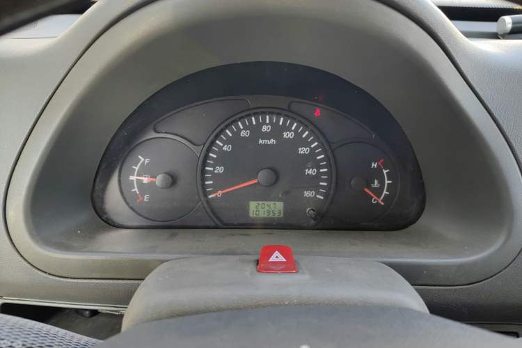 Used CHANGAN KAICHENG Xingguang 4500 2012 1.3L Base Version 4G13S1 Instrument Cluster