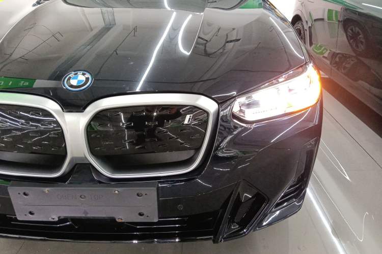 Used BMW iX3 2024 Leading Model
