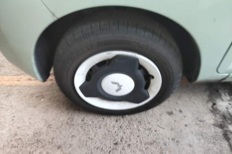 Used Wuling Hongguang MINIEV 2021 Macaron Fashion Model Lithium Iron Phosphate