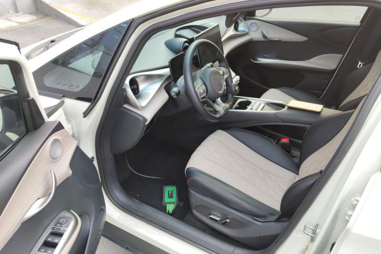 Used BYD Dolphin 2021 405 km Fashion Edition
