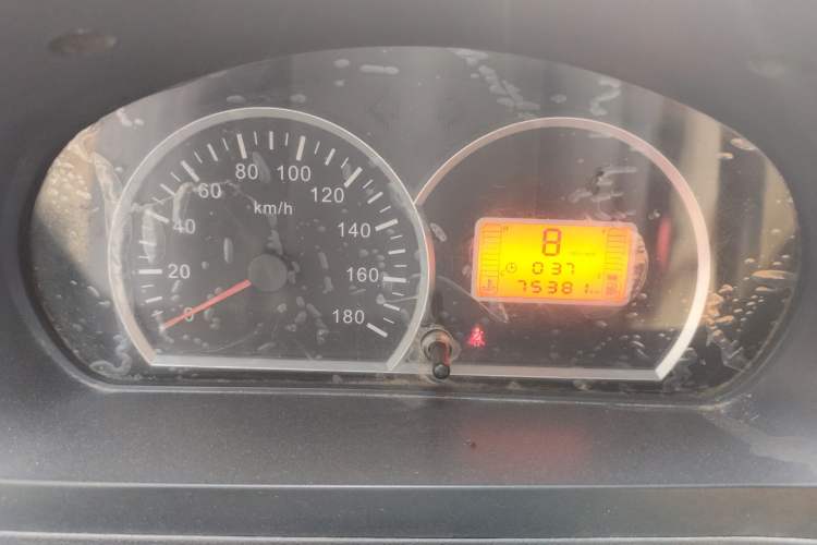 Used BAIC Weiwang 306 2011 1.3L base model 7 seats Instrument Cluster