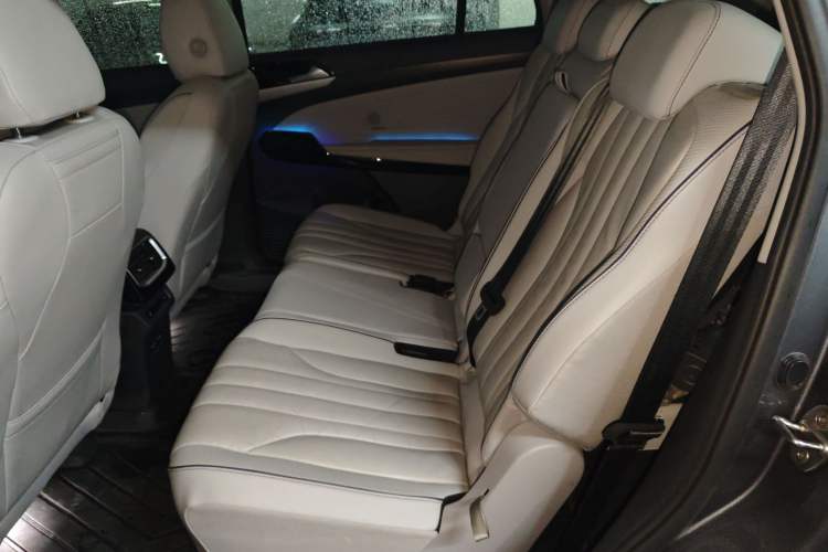 Used Volkswagen ID.6 X 2021 Pro Smart Long-Range Edition Left Rear Seat