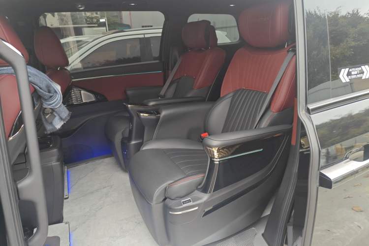 Used GAC Trumpchi M8 2023 Zongshi Series 400T Ultimate Edition Left Rear Seat