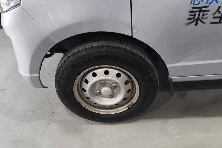 Used Wuling Rongguang S 2021 1.2L Standard Model Enclosed-Window Vehicle Power-Assist Version 2 Seats LSI