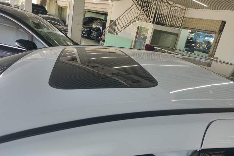 Used Honda Elysion 2024 2.0L eHEV Comfort Edition