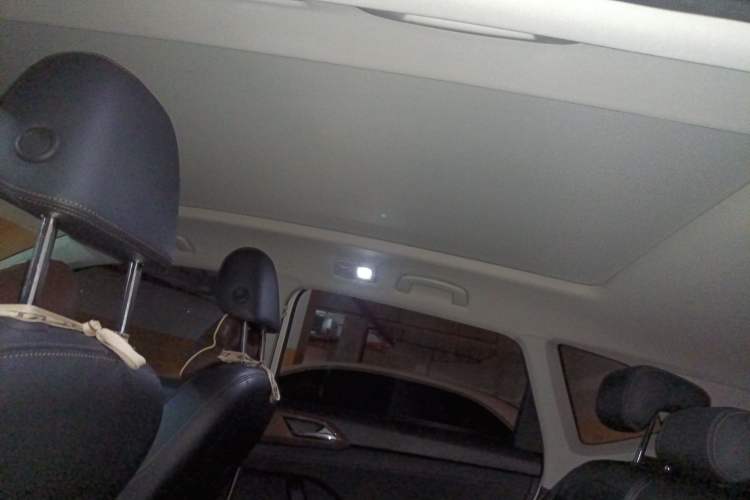 Used Volkswagen Tharu 2021 280TSI Two-Wheel Drive Comfort Edition Headliner