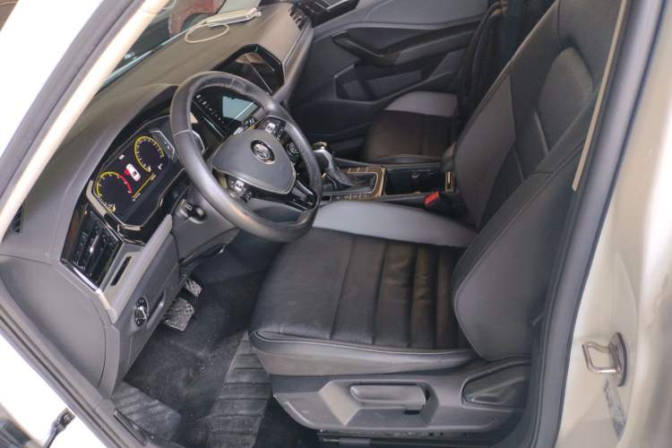 Used Volkswagen Sagitar 2021 280TSI DSG Comfort Connect Edition Left Front Seat