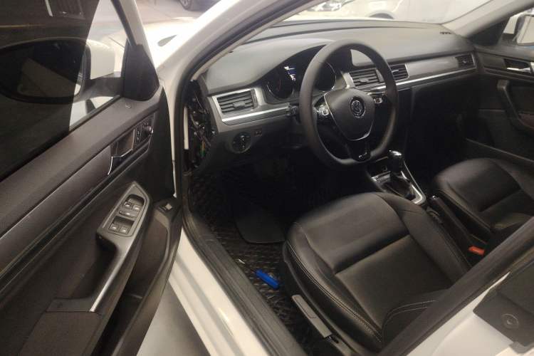 Used Volkswagen Bora 2019 Facelift Bora·Legend 1.5L Automatic Fashion Edition China VI Standard Driver Seat