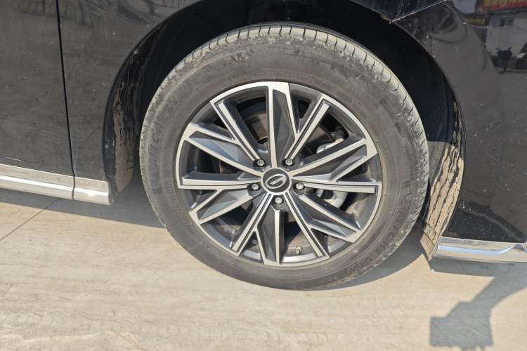 Used GAC Trumpchi M8 2024 Master Series 400T Ultimate Edition Right Front Wheel Hub