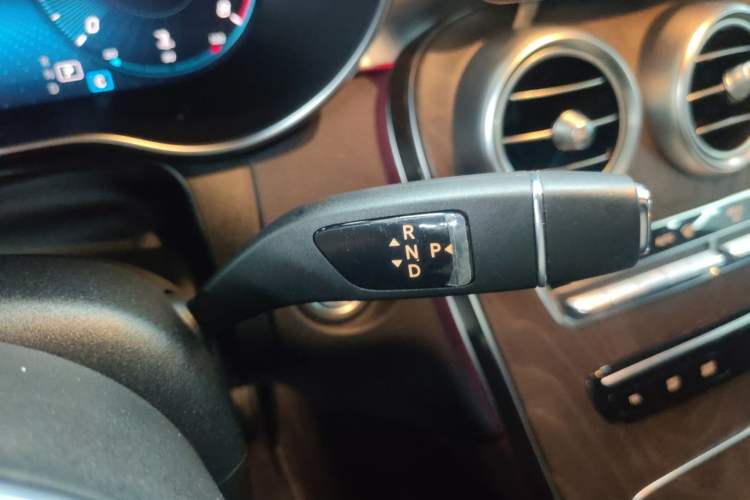 Used Mercedes-Benz GLC 2022 GLC 260 L 4MATIC Luxury Model Gear Lever