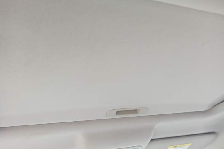 Used Changan CS75 2016 1.8T Automatic Elite Model China V Standard
