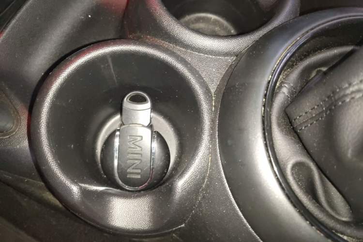 Used MINI MINI 2016 1.5T COOPER Five-Door Edition