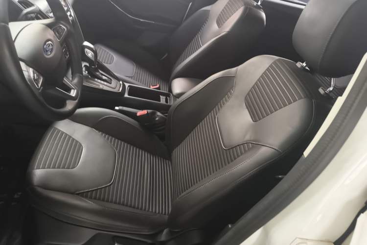 Used Ford Focus 2015 Hatchback 1.6L Automatic Fashion Edition