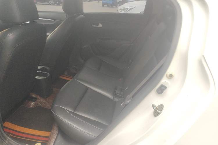 Used Kia K2 2017 Sedan 1.4L Manual Transmission 15th Anniversary Special Edition GLS