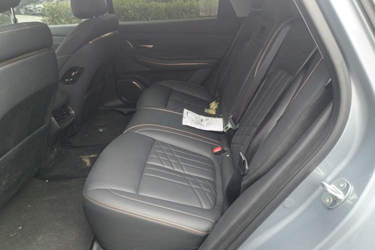 Used Baojun Enjoy 2025 All-Electric 600km Luxury Edition
