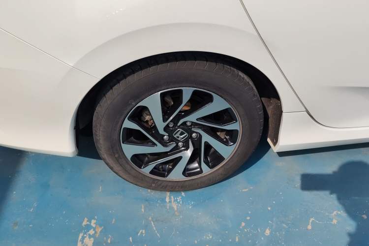 Used Honda Civic 2016 220TURBO CVT Luxury Edition
