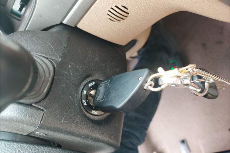 Used Buick Excelle 2013 1.5L Manual Classic Model