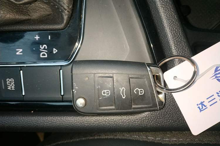 Used Volkswagen Tharu 2022 280TSI Two-Wheel Drive Comfort Edition