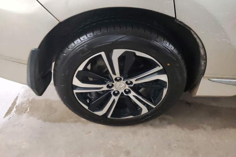 Used Honda UR-V 2017 370TURBO Four-Wheel Drive Prestige Edition China V Exterior 5