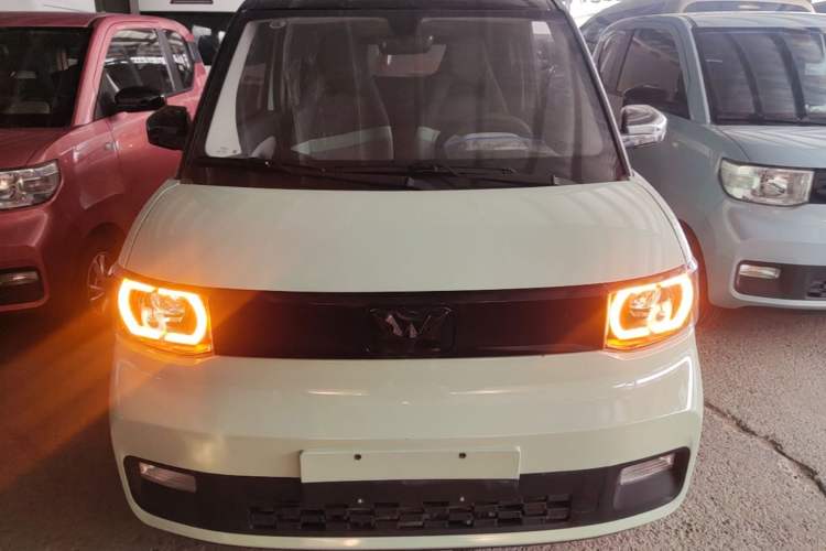 Used Wuling Hongguang MINIEV 2021 Macaron Fashion Model Lithium Iron Phosphate
