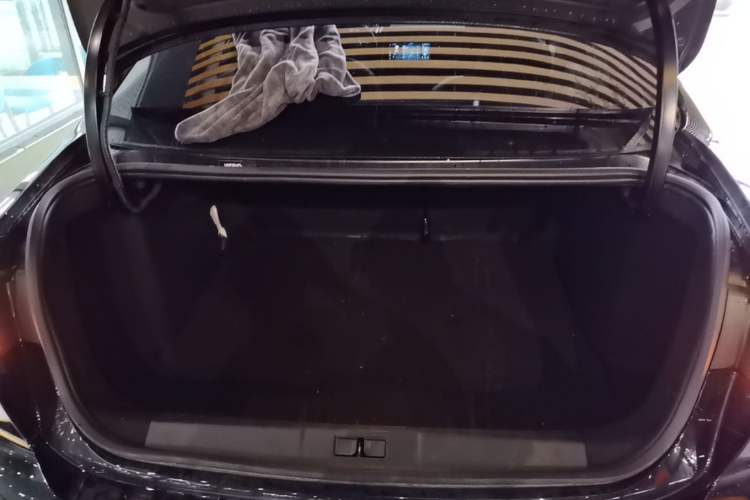 Used Peugeot 408 2022 1.6T Light-Chasing Edition