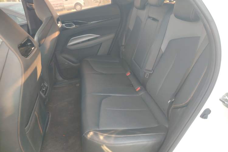 Used Oshan Z6 New Energy 2022 Blue Whale iDD 150KM Flagship PLUS Smart Parking Edition
