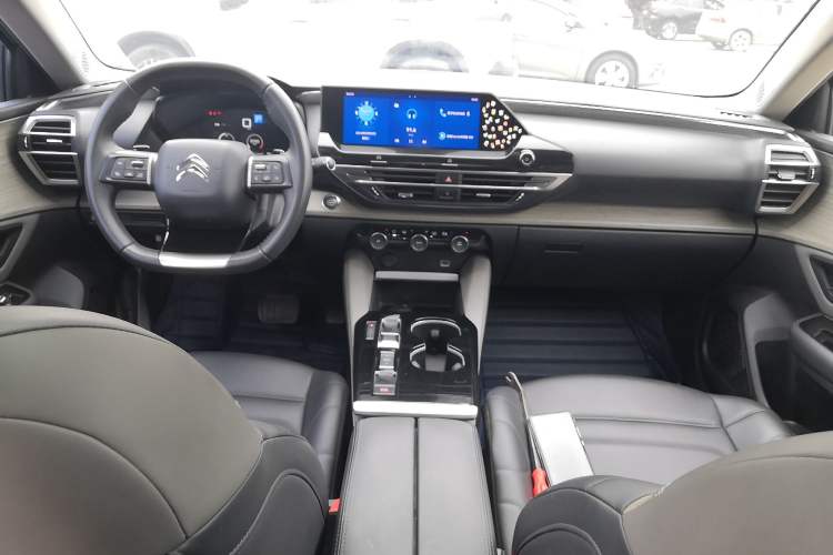 Used Citroen C5 X 2021 1.6T Enjoy the Extraordinary Center Console