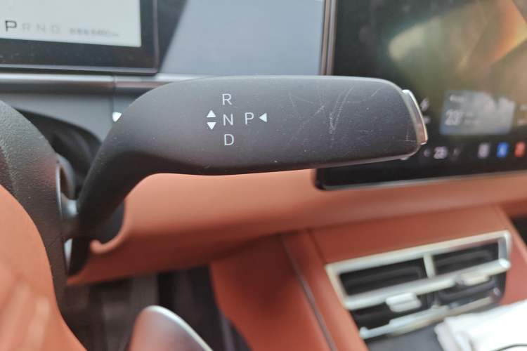 Used BYD Tang L 2025 DM 175KM Drone Player Edition