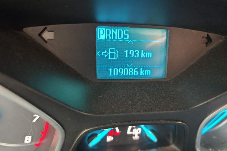 Used Ford Kuga 2013 1.6L GTDi Two-Wheel-Drive Comfort Model Odometer Close Up