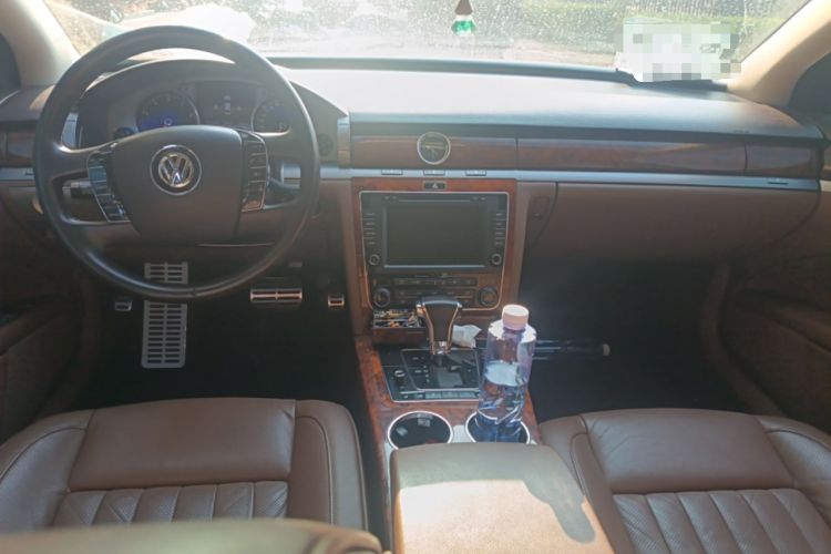 Used Volkswagen Phaeton 2014 3.0L Business Model
