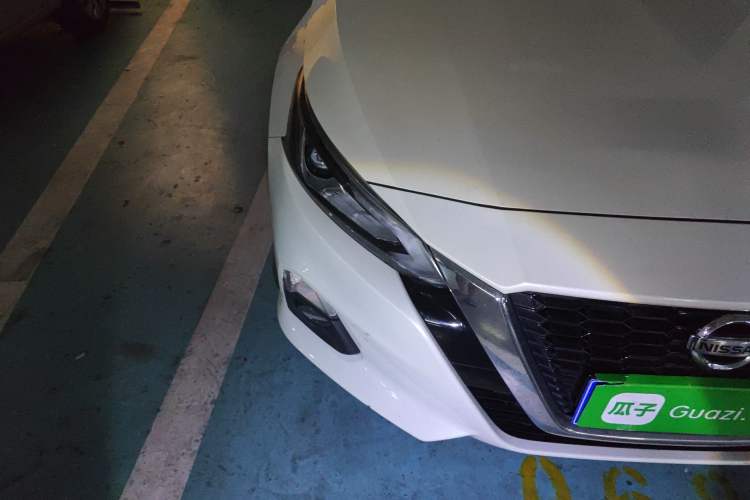 Used Nissan Teana 2021 2.0L XL Comfort Edition Right Front Headlight