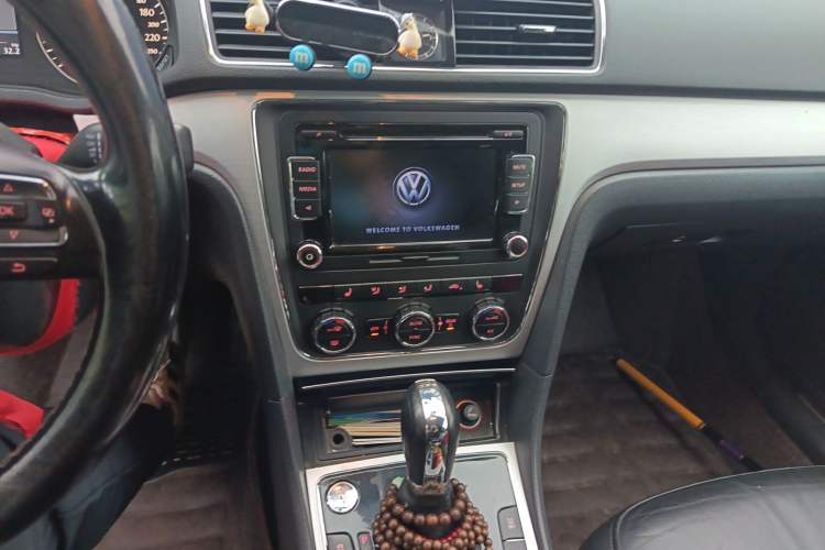 Used Volkswagen Passat 2014 1.8TSI DSG Prestige Edition Audio And AC Panel