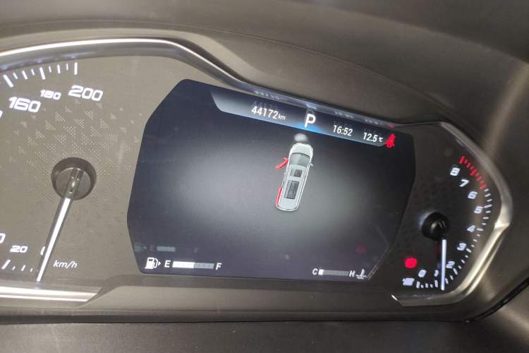 Used SAIC MAXUS G20 2021 PLUS 2.0T Gasoline Automatic Luxury Edition
