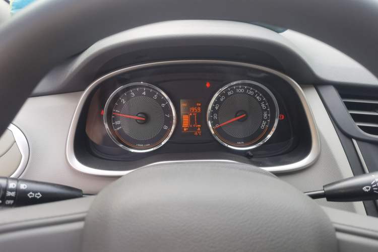 Used Chevrolet Sail 2015 Sail 3 1.5L Manual with Ideal Sunroof Edition