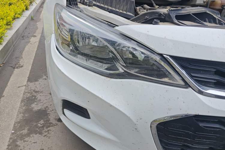 Used Chevrolet Cavalier 2019 320 Automatic Enjoyment with Sunroof Right Front Headlight