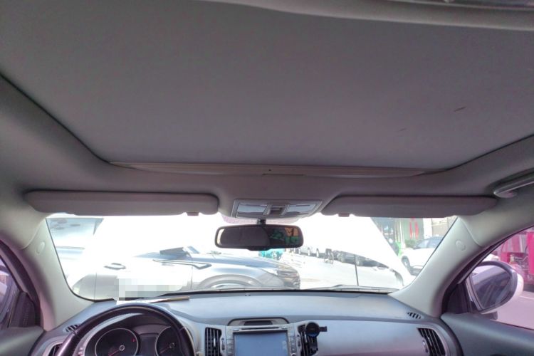 Used Kia Sportage R 2015 2.0L Automatic Two-Wheel Drive DLX Model