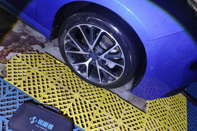 Used Lynk & Co 03 2019 1.5TD DCT JingPro Edition China VI Standard Exterior 7