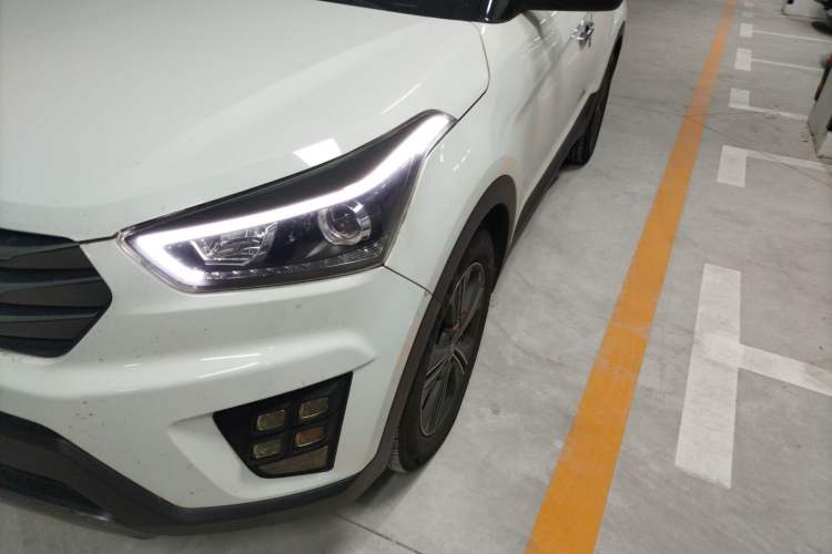 Used Hyundai ix25 2015 1.6L Automatic Two-Wheel Drive Smart GLS Trim
