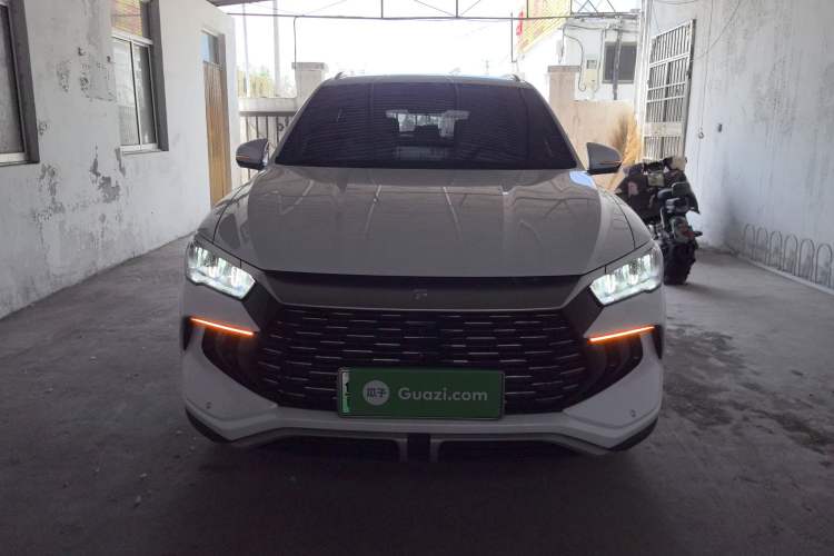 Used BYD Song Pro New Energy 2023 Champion Edition DM-i 71KM Navigation Model Front