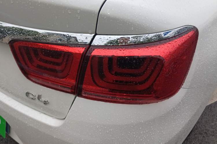 Used Citroen C4 Sega 2016 1.6L Manual Luxury Model