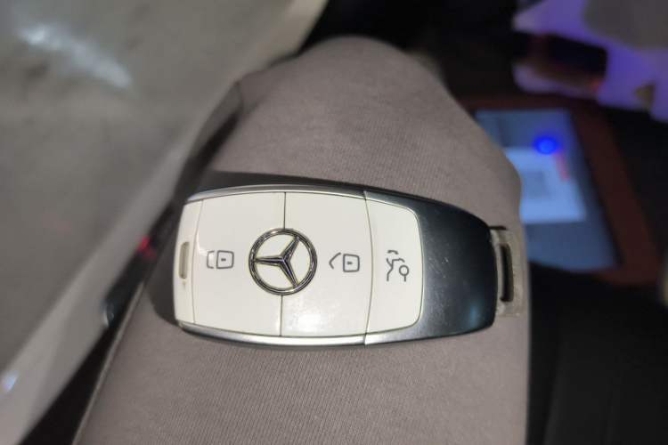 Used Mercedes-Benz CLS 2018 CLS 300 Luxury Model
