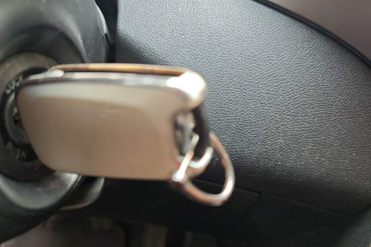 Used Hyundai Elantra (5th Generation / Langdong) 2012 1.6L Manual Fashion Edition
