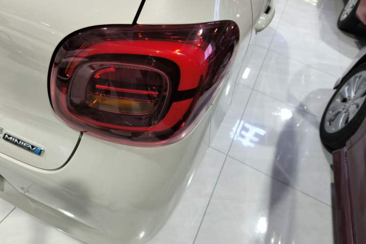 Used Wuling Hongguang MINIEV 2025 Four-Door Version Advanced Edition