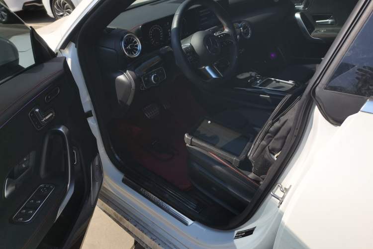 Used Mercedes-Benz CLA 2024 CLA 200 Left Front Seat